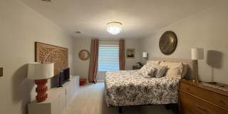 2306 W Indianhead Drive Gallery 5