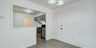 3 bedroom 2.5 bath - NW Highway and Rockwell Gallery 15