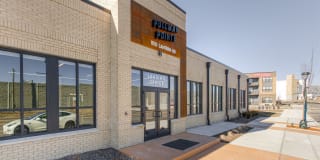 Pullman Pointe Gallery 47