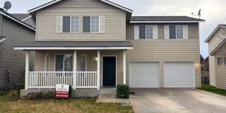 4 bed, 2.5 ba - Golf Course living in Horn Rapids Gallery 1