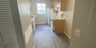 River Walk Apartments Gallery 44