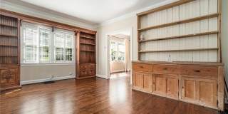 2378 Glenwood Drive NE Gallery 4