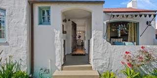 224 W Cota Street Gallery 7