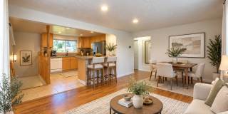 $2,395 - 3 Bed / 2 Bath Charming Home in North Spokane - Utilities Included - Gallery 1