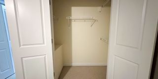 1215 Green Oaks Lane - B - 1 Gallery 5
