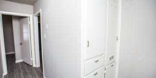 Spacious 4 Bed 2 Bath with Big Backyard Gallery 18