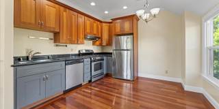 2115-2117 Ashby Avenue - 2117 Gallery 7