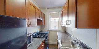 Nicely renovated studio in the heart of Fenway! Gallery 3