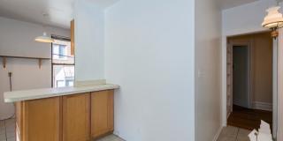 1218 N Dearborn Gallery 4