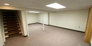 4-Bedroom Student Townhomes in the Heart of Burlington Gallery 34