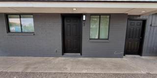 2 Bed 1 Bath Remodeled Unit in North Phoenix Gallery 3