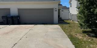 3 BEDROOM, 2.5 BATHROOM SOUTH PARK TWINHOME WITH ATTACHED 2 CAR GARAGE Gallery 1