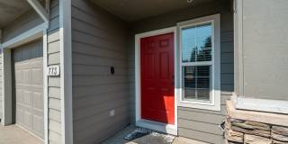 Stunning townhouse in Canby- 3 bed / 2.5 bath , garage, AC Gallery 3