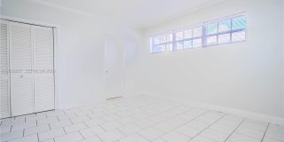 1940 Bay Dr Gallery 22