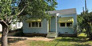 Adorable 2 Bed 1 Bath Home in Faith Village Gallery 1