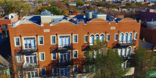 2531 North Southport Ave. Apt. Gallery 1