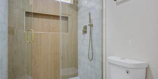 6863 E KELTON Lane Gallery 20