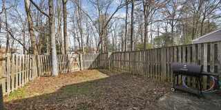 2523 Robinson Place Gallery 27