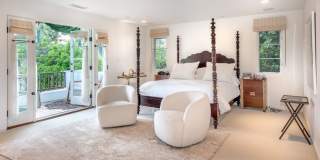 408 17TH St Gallery 21