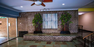 Silver Spring House Gallery 29