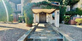 Desert Atrium - Studios, 1 Bedrooms and 2 Bedrooms in Great Location! Community Pool! Gallery 1