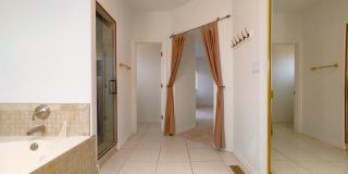 Beautiful 4 Bedroom 2.5 Bathroom House Located In The NE! Gallery 16