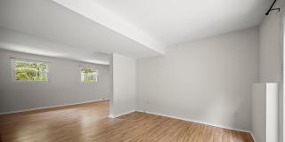 5435 THE BRIDLE Path Gallery 27