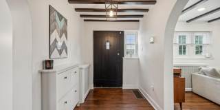 504 GAINSBORO Road Gallery 4