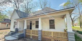 Spacious 4-Bedroom, 2-Bath Home for Rent in Aurora, MO! Gallery 1