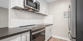 Los Robles Apartments Gallery 2