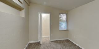 16 North San Remo Avenue Gallery 9