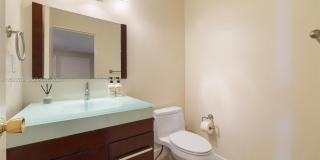 9102 W Bay Harbor Dr Gallery 24