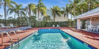 2851 N Oakland Forest Dr Gallery 31