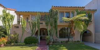 8232 Blackburn Avenue 8232 Blackburn Avenue Gallery 1