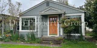 Charming West Eugene Home with Large Yard Gallery 1