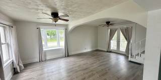 Gorgeous Kalispell home with Historical Charm Gallery 15