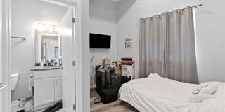 402 Jefferson Avenue Gallery 25