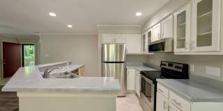 Cozy 2-Bedroom, 2-Bath Condo Nestled in Cary Gallery 9