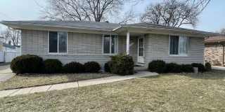 Fraser - 3 Bedroom Ranch with basement and garage. Immediate Occupancy! Gallery 1