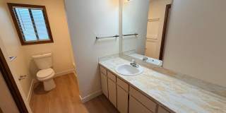 Brand New Flooring and Paint Upper Level Duplex Gallery 19