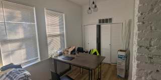 2470 North Clybourn Ave. Gallery 9
