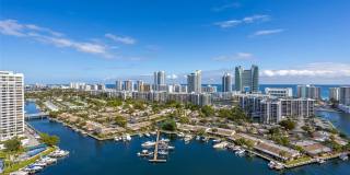 300 Three Islands Blvd Gallery 1