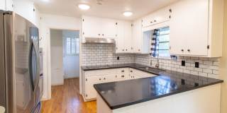 1556 Singleton Avenue Gallery 6