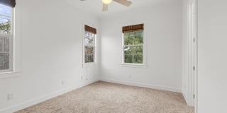 AVAILABLE: 2008 Construction 4 bed / 4 bath Home - Top of the line finishes, 2 car garage Gallery 34
