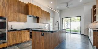 628 Edgebrook Drive Gallery 2