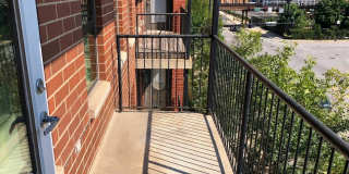 343 W Old Town Court Gallery 12