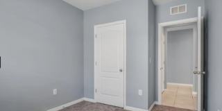 345 Corso Loop Gallery 11