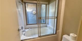 44299 Capri Court Gallery 16