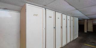 700 S Monarch Street unit: 207 Gallery 17