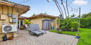 3207 Marine Drive Gallery 23